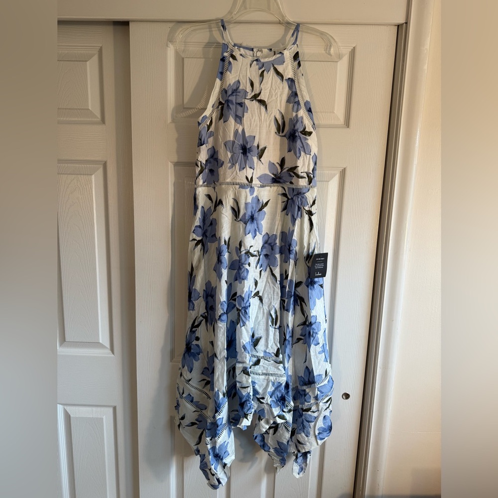Lulu's Zahara Blue and White Floral Print Midi Dress - NWT!